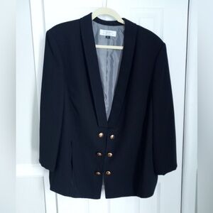 Tahari navy blazer / size 22W - worn once